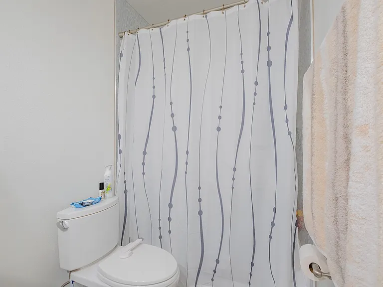 4487 Colbath Ave #106 — Photo 10