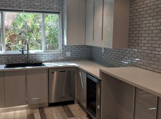 1238 Barry Ave APT 1, Los Angeles, CA 90025