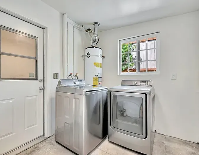 382 Montcalm St — Photo 15