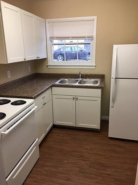 1st image of 709 Stetson Ave