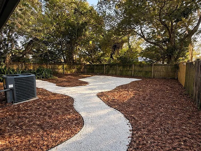 3517 Bishop Eddie Newkirk Way — Photo 13