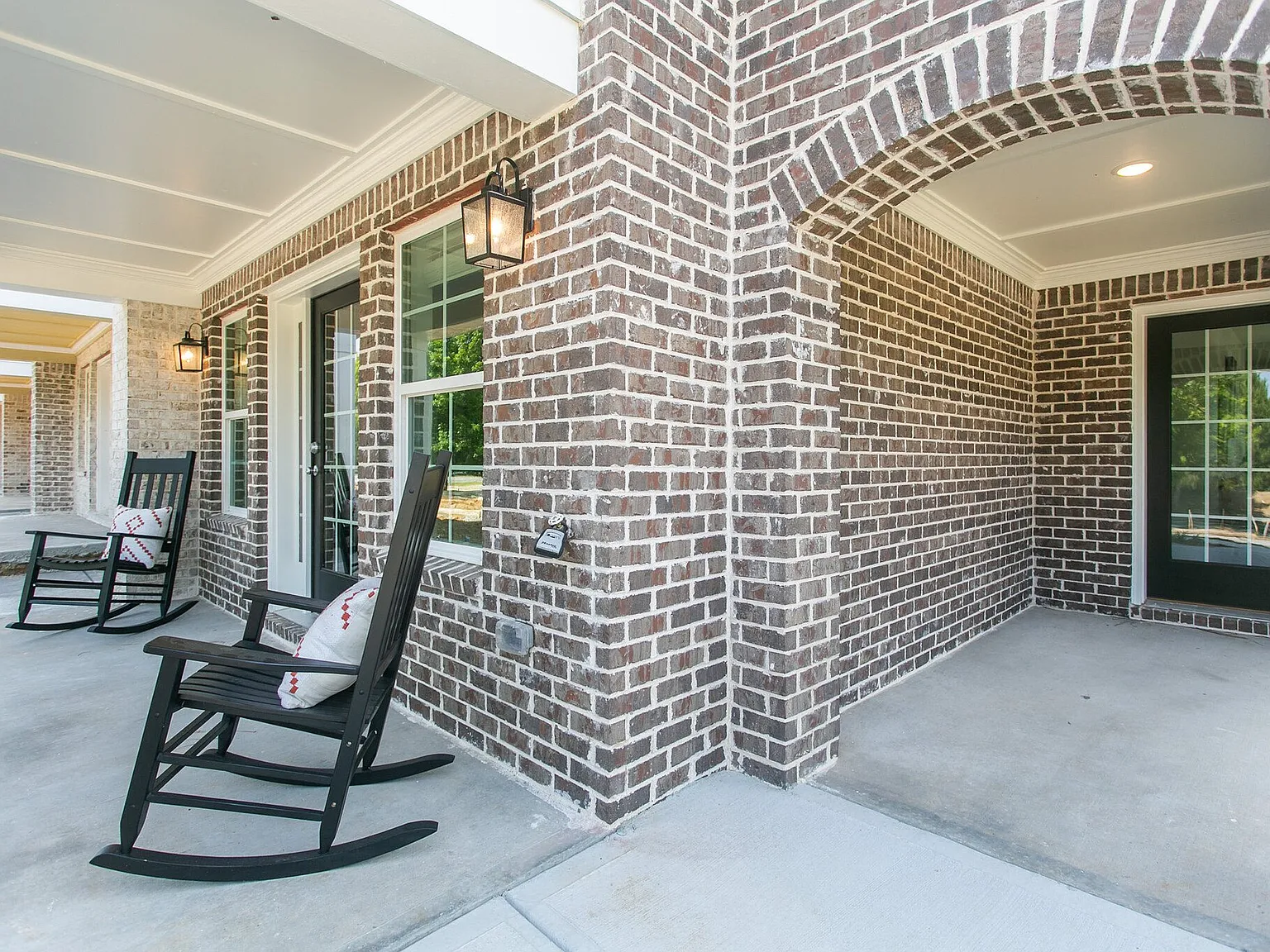 Park Ridge — Photo 3