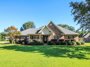 37 Candelabra St, Petal, MS 39465