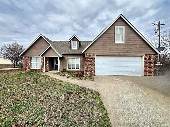 16972 W 736th Rd, Tahlequah, OK 74464