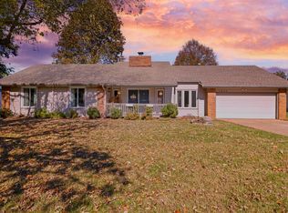 1647 E Buena Vista St, Springfield, MO 65804
