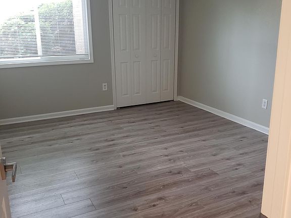 3rd image of 7214 Donnell Pl APT B-8