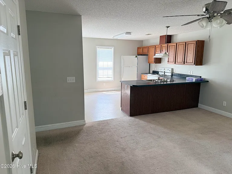 333 Olive Branch Blvd — Photo 4