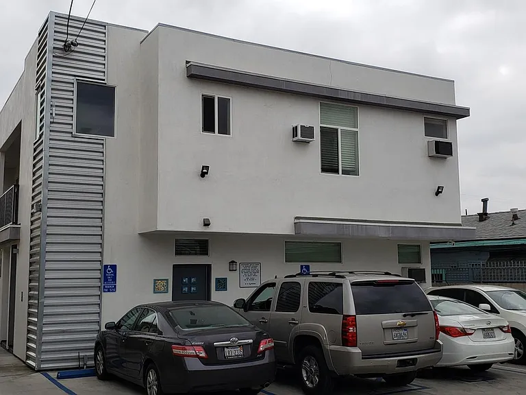 536 N Westmoreland Ave #104 — Photo 27