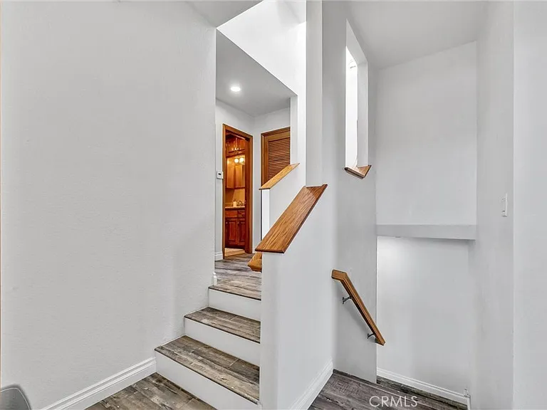 2215 Molino Ave #2215B — Photo 32