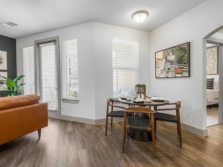 Griffith Model Dining Area
