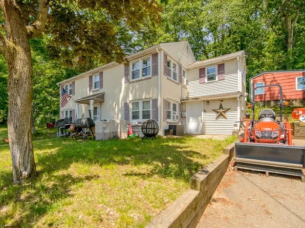 46 Central Ave #2, Ayer, MA 01432