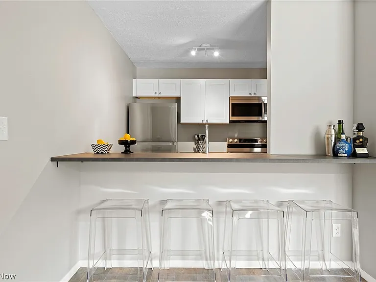 10532 Clifton Blvd #107 — Photo 5