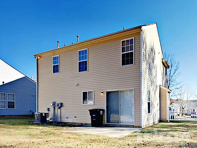 3014 Great Falls Dr — Photo 16