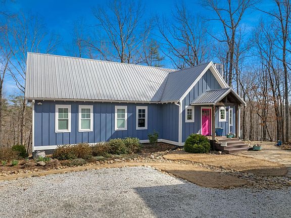 3rd image of 204 Serenity Dr