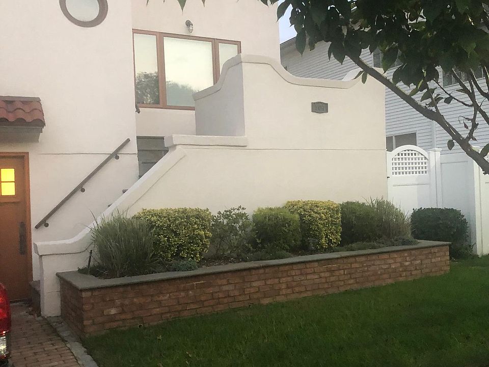 1st image of 104 Belmont Ave #1