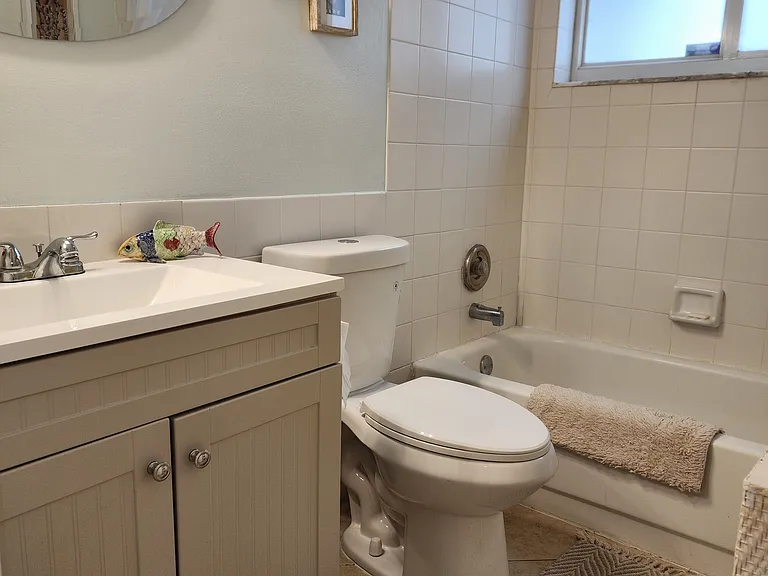 920 NW 49th Ave — Photo 11