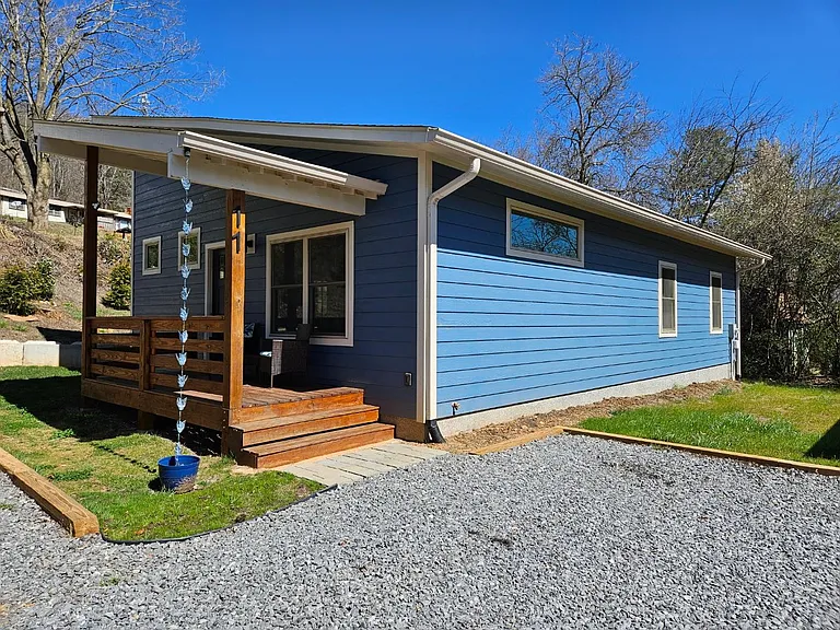 11 Sylvanella Ln — Photo 4