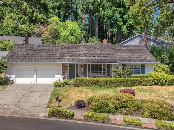 12855 SW Glenn Dr, Beaverton, OR 97008