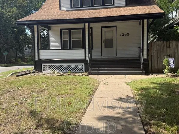 1245 SW Boswell Ave, Topeka, KS 66604