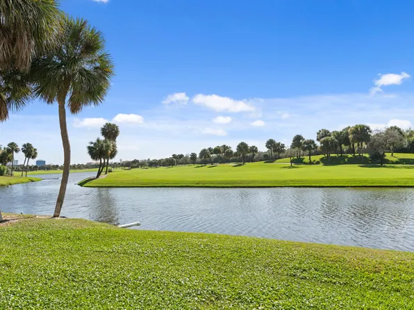 2435 Presidential Way #E, West Palm Beach, FL 33401