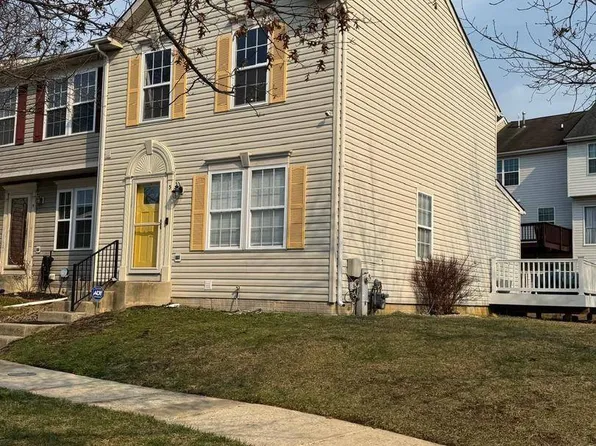 3 Gemstone Ct, Baltimore, MD 21244