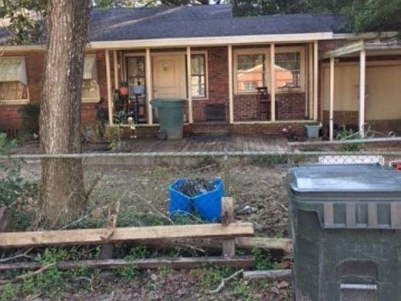 2nd image of 3801 Ward Blvd