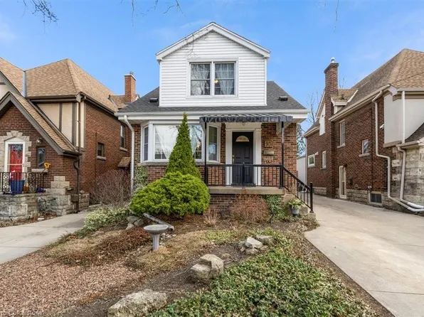 93 Edgemont St S, Hamilton, ON L8K 2H6
