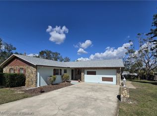 1702 Theon Ct, Sebring, FL 33870