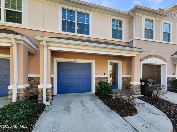 725 CRYSTAL Way, Orange Park, FL 32065