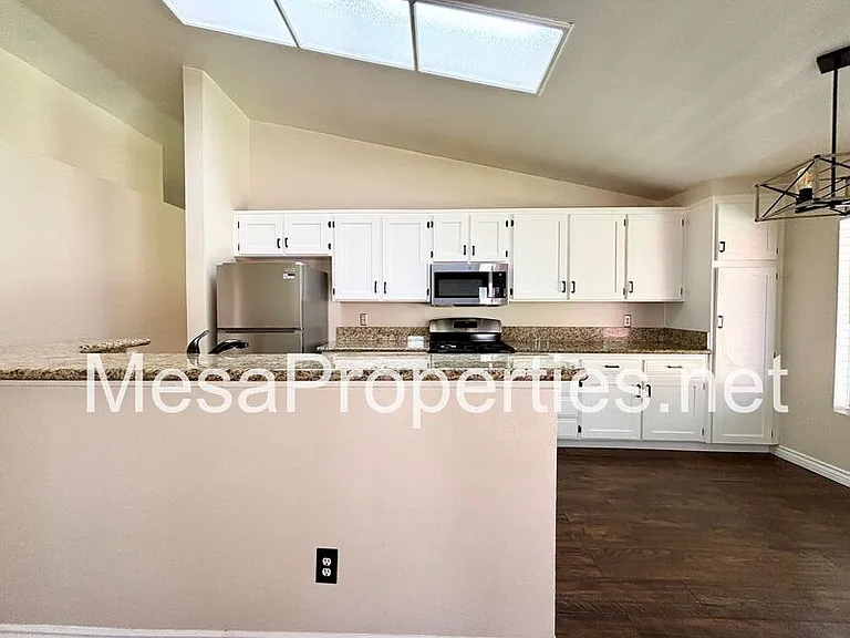 16481 Silica Dr — Photo 13