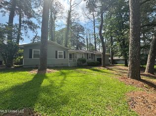 1870 Wisteria Dr, Jackson, MS 39204