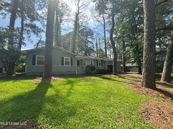 1870 Wisteria Dr, Jackson, MS 39204