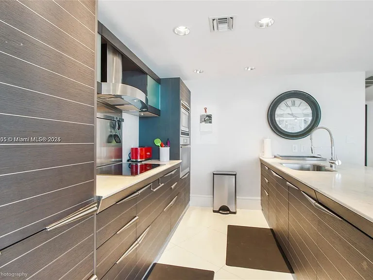 200 Biscayne Boulevard Way #3108 — Photo 6