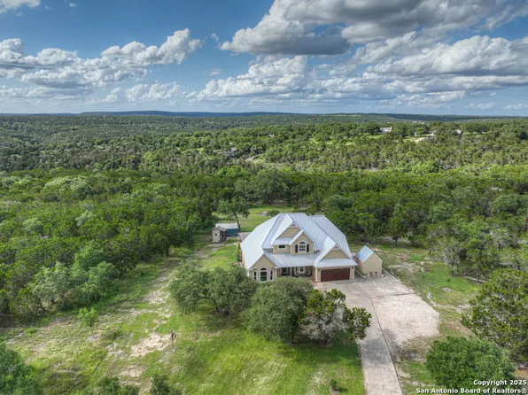 726 VISTA RDG, Canyon Lake, TX 78133