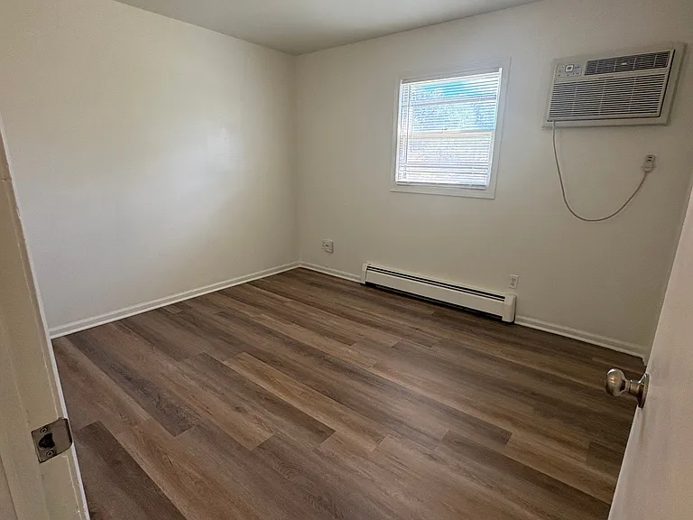 620 56th St SE #8 — Photo 11