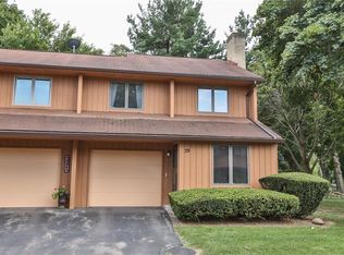 29 Spring Hl, Fairport, NY 14450