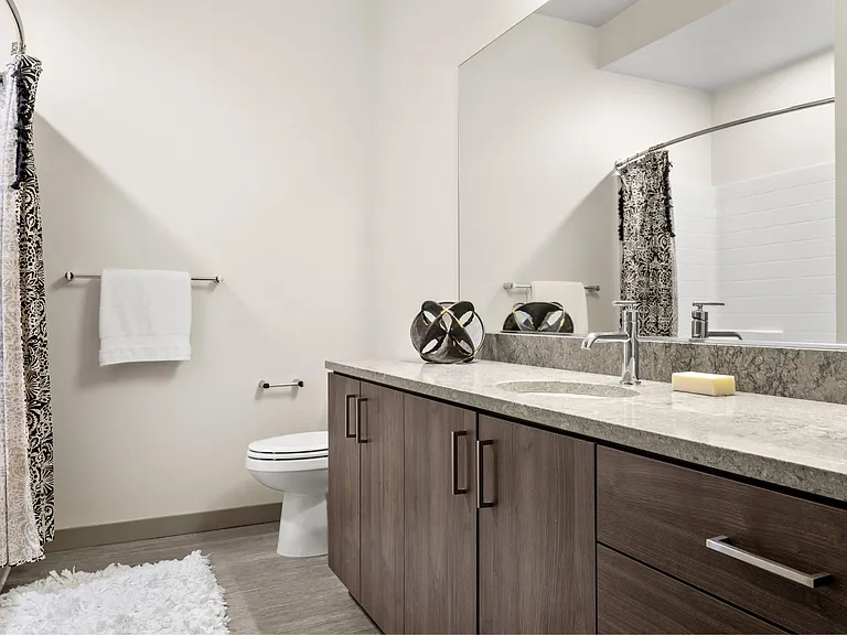 Reveal Apartments — Photo 8