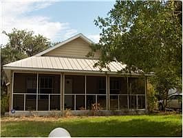 Key West look for Historical District.  Screened Porch.