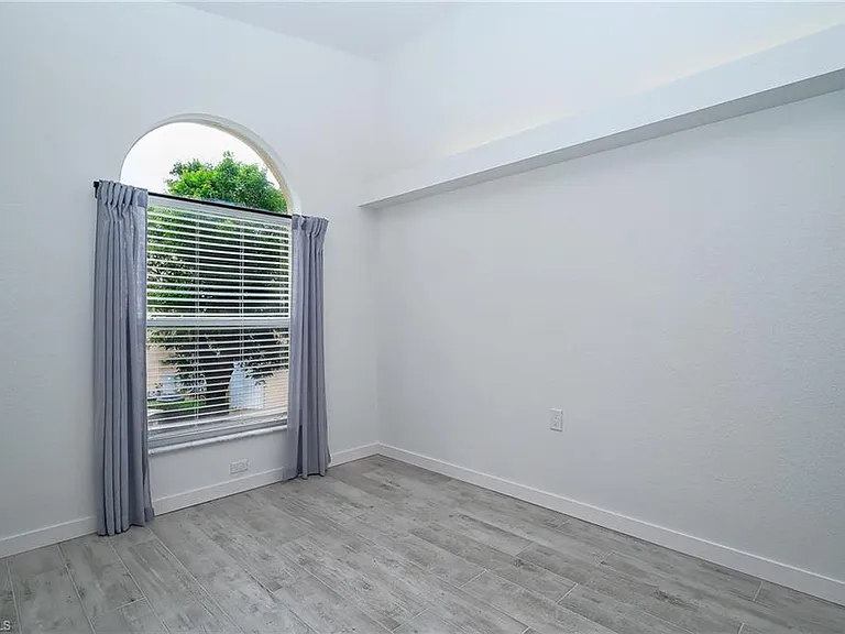 26700 Rosewood Pointe Dr #201 — Photo 17
