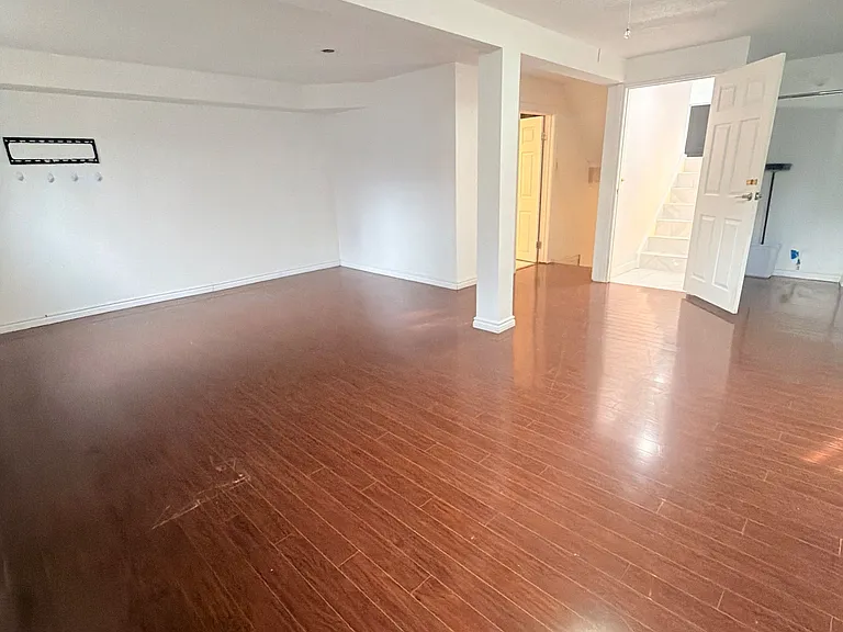 245 Heritage Dr — Photo 19