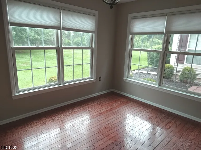 428 Azalea Ter — Photo 3