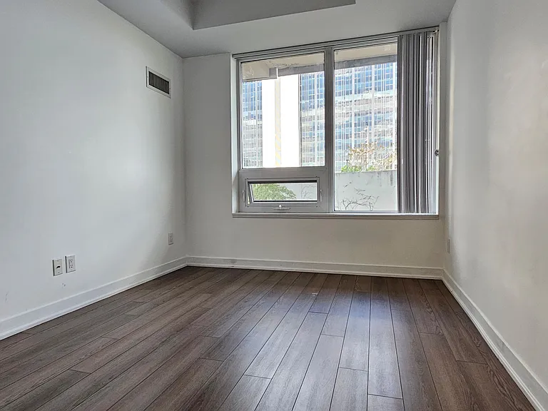 60 Berwick Ave #417 — Photo 9