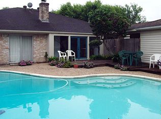 7626 Braesdale Ln, Houston, TX 77071