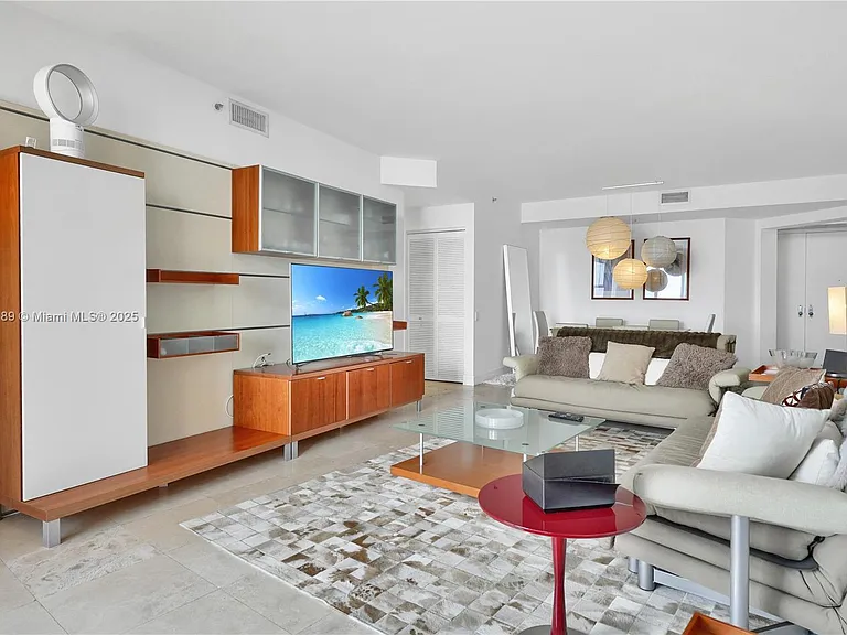 808 Brickell Key Dr #2506 — Photo 6
