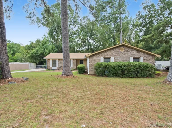 1108 Northfield Cir, Dothan, AL 36303