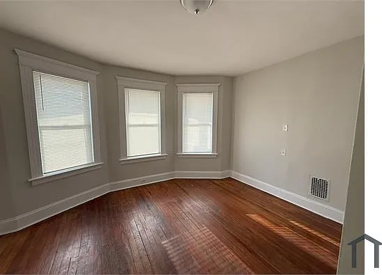111 Smith St #1 — Photo 10