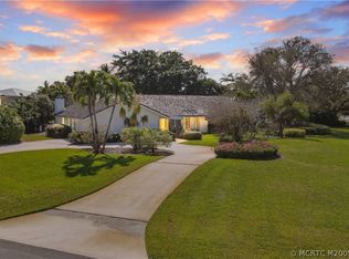 594 SW Thornhill Ln, Palm City, FL 34990