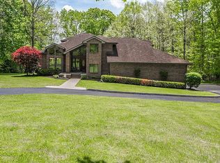 74 Timber Ridge Dr, Beckley, WV 25801