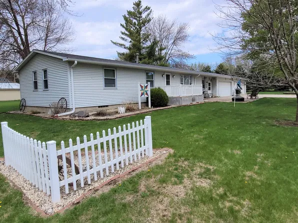 615 N Heritage Park Rd, Primghar, IA 51245