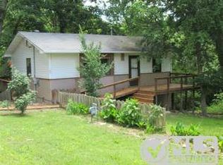 207 7th St, Cotter, AR 72626